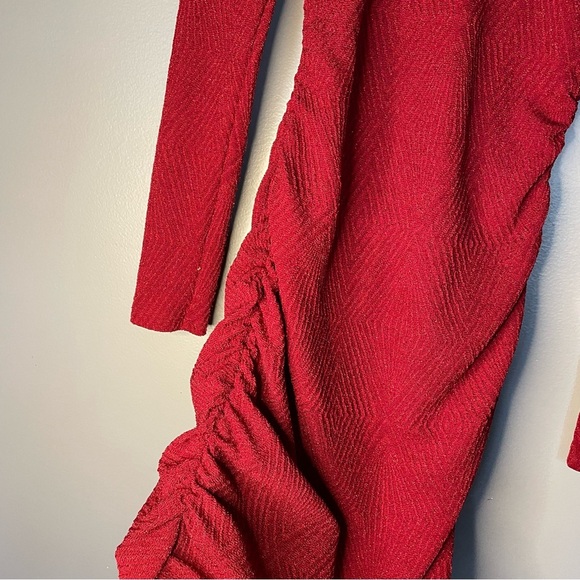 Metallic Bodycon Dress - Picture 8 of 9